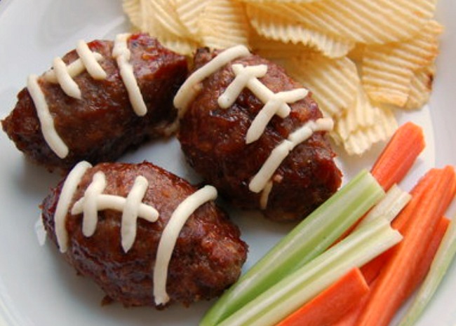 mini football meatloaves